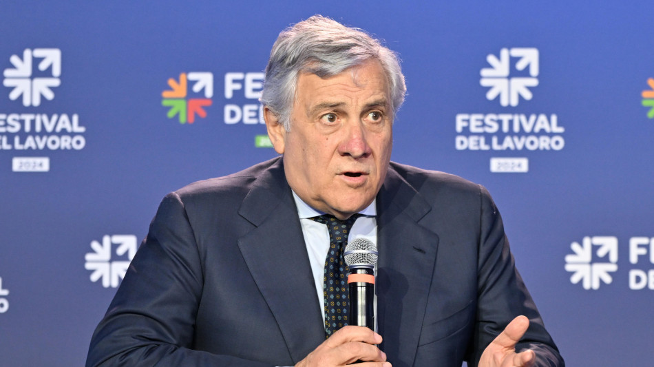 Tajani, 'non confondiamo la teoria gender con i diritti'