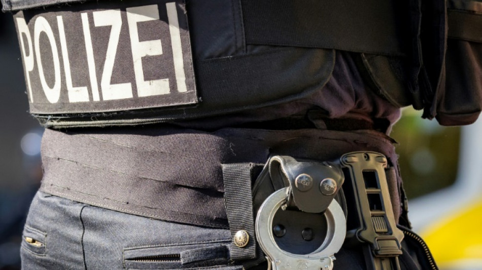 Nach verfassungsfeindlichen Parolen: Polizei löst Feier in Rheinland-Pfalz auf