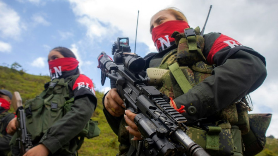 Colombian guerrillas warn of 'total war' as peace plan falters