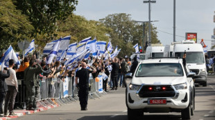 Le Hamas remet les corps de quatre otages, les cercueils arrivent à Tel-Aviv