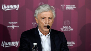 Pekerman sale de la Vinotinto en medio de una controversia