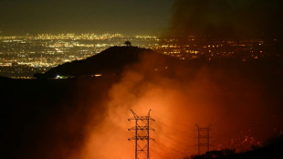 Brände im Raum Los Angeles weiten sich erneut aus - Zahl der Todesopfer steigt auf 16