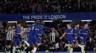 Chelsea back from brink to reach League Cup semis