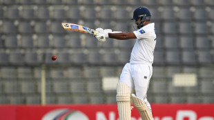 Karunaratne half-ton keeps Sri Lanka in control against Bangladesh