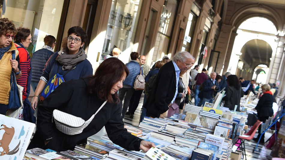 Editoria varia adulti e ragazzi nel 2024 -2,4 milioni di copie