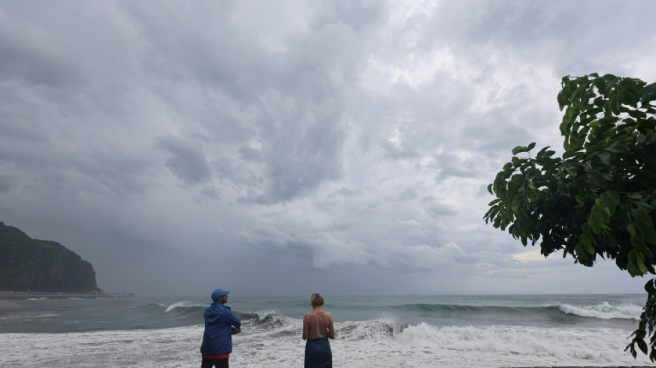 La Réunion en alerte violette, le plus haut niveau, à l'approche du cyclone Garance