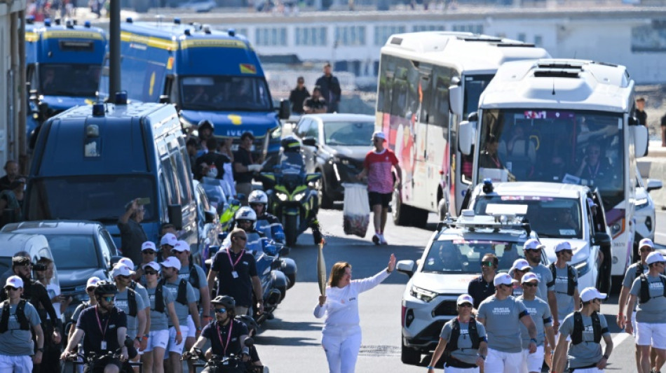 La flamme olympique a poursuivi son parcours à travers la France par le Var