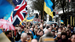 Des centaines de manifestants à Londres en soutien à l'Ukraine, trois ans après le début de la guerre