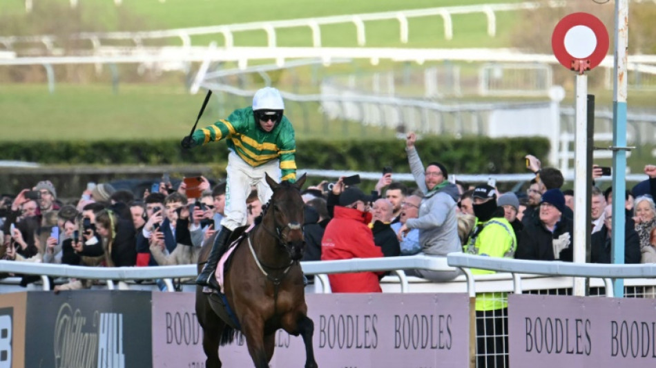 Inothewayurthinkin beats Galopin Des Champs to win Cheltenham Gold Cup