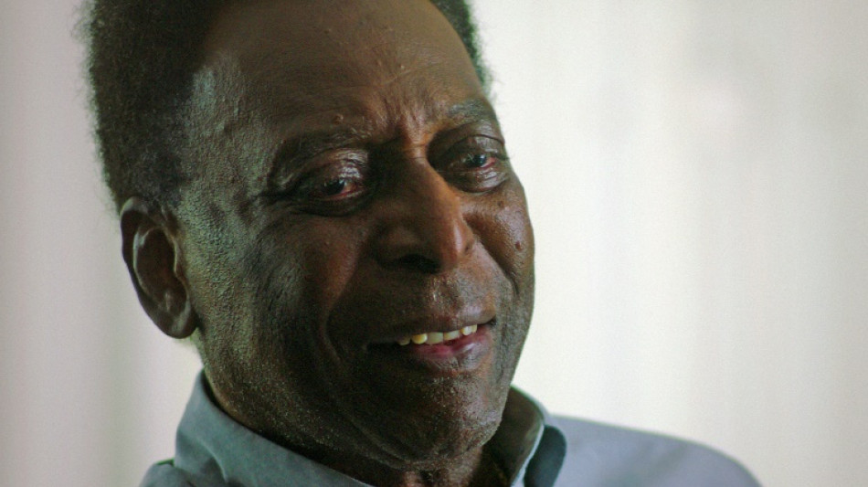 Pelé hospitalisé mais pas d'inquiétude, rassure son entourage