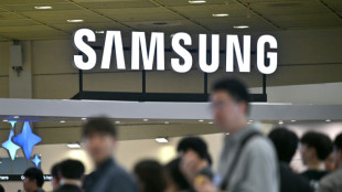 Samsung says Q1 operating profits soar nearly tenfold on-year