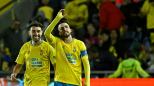 Tough Las Palmas visit offers Madrid chance to take Liga lead