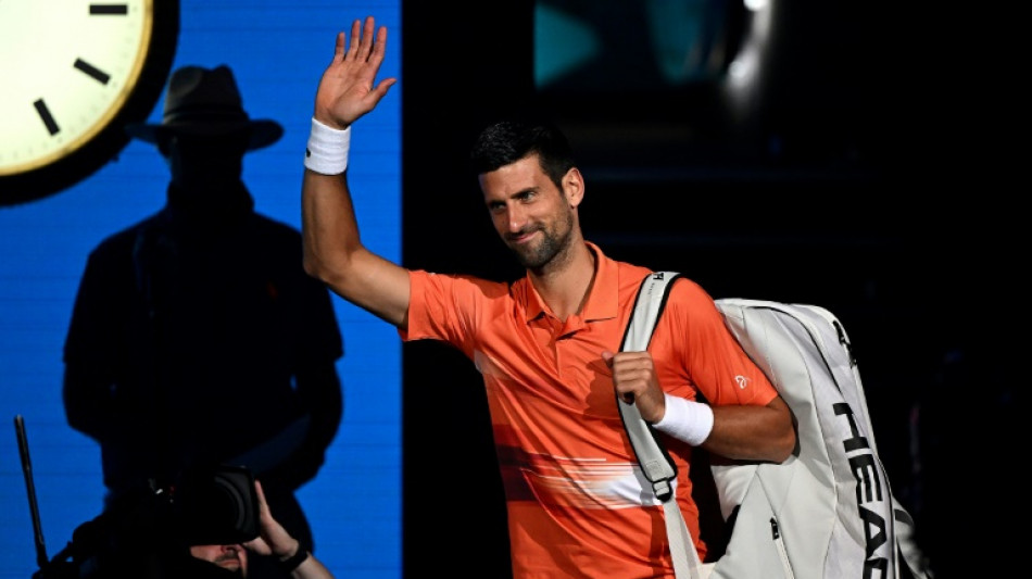 Djokovic regresa "emocionado" ante el público de Melbourne