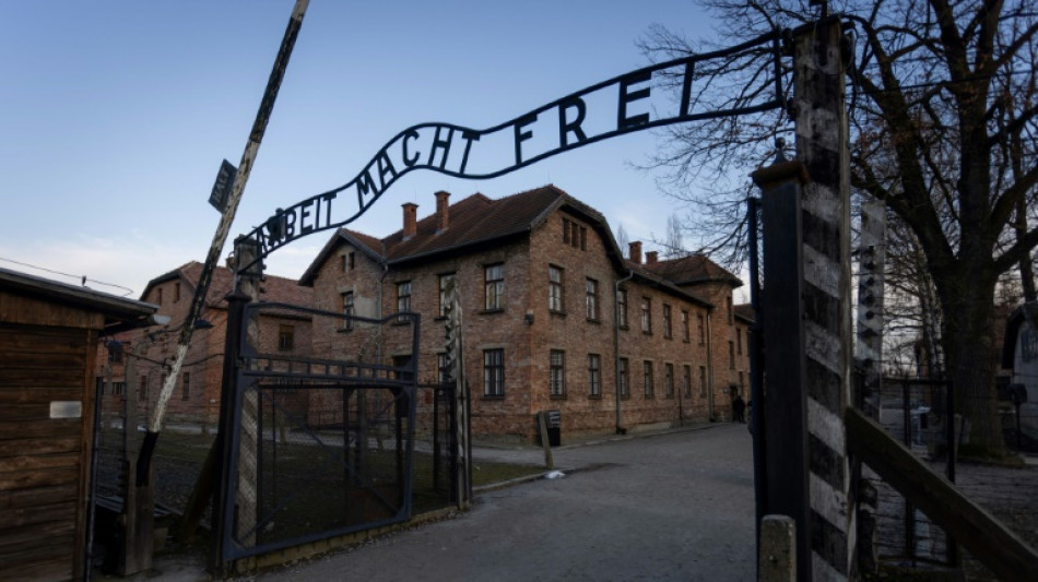 Mundo relembra os 80 anos da libertação de Auschwitz