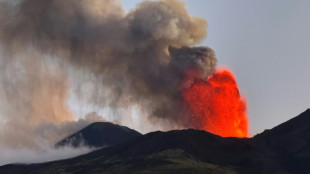 Italie: l'Etna en éruption, reprise progressive à l'aéroport de Catane