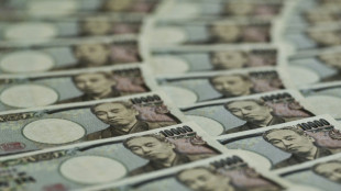 Yen swings after hitting new 34-year low, stocks rally