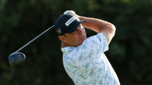 Australia's Davis grabs US PGA Tour lead at Waialae