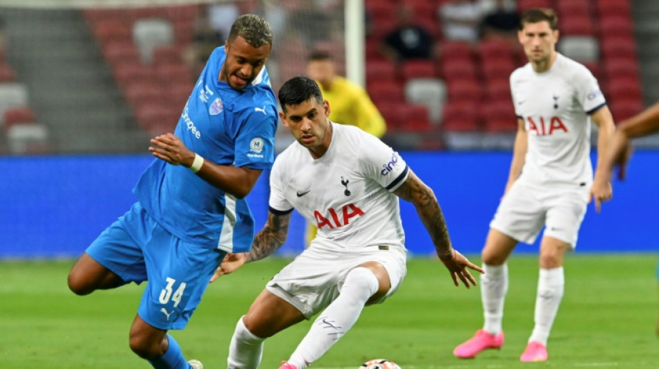 Tottenham vence amistoso em Singapura com 'hat-trick' de Richarlison