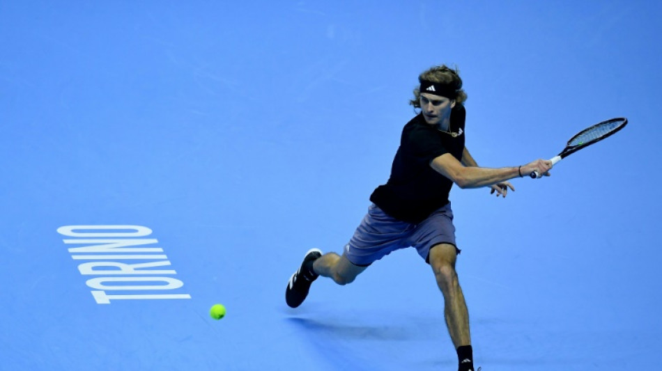 Zverev vence Alcaraz na estreia no ATP Finals em Turim