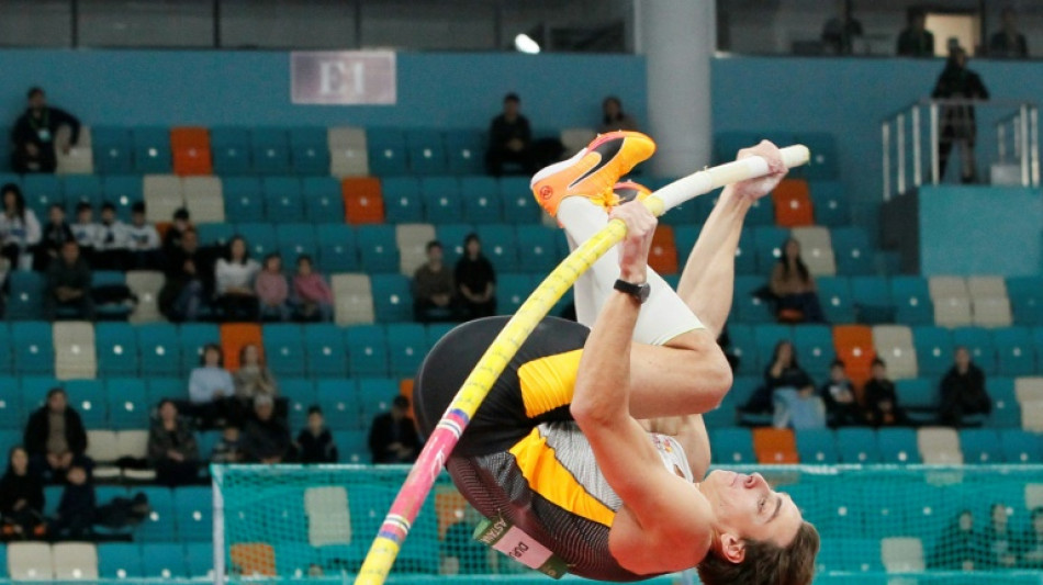 Duplantis opens season with modest vault to victory