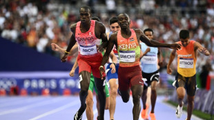 Queniano Wanyonyi conquista ouro nos 800m em Paris-2024