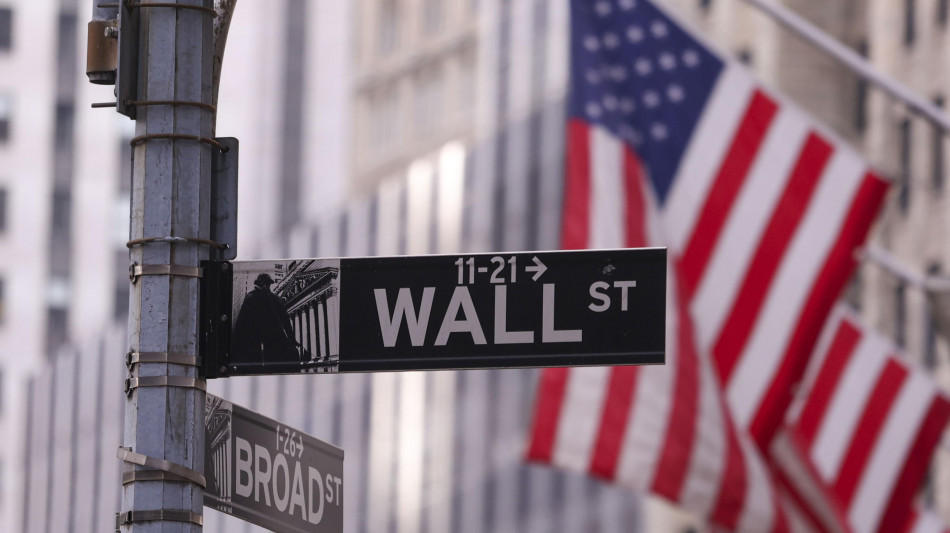 Wall Street apre positiva, Dj +0,32%, Nasdaq +0,44%