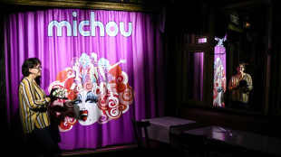 Incertitudes sur le sort de Chez Michou, célèbre cabaret parisien