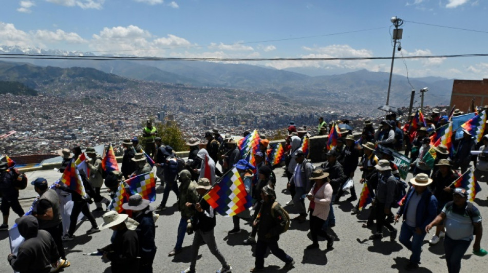 Marcha de afines a Morales llega a La Paz con pedidos de renuncia a Luis Arce por crisis económica