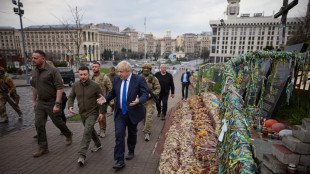 Civilians flee east Ukraine as Kyiv readies for 'big battles'