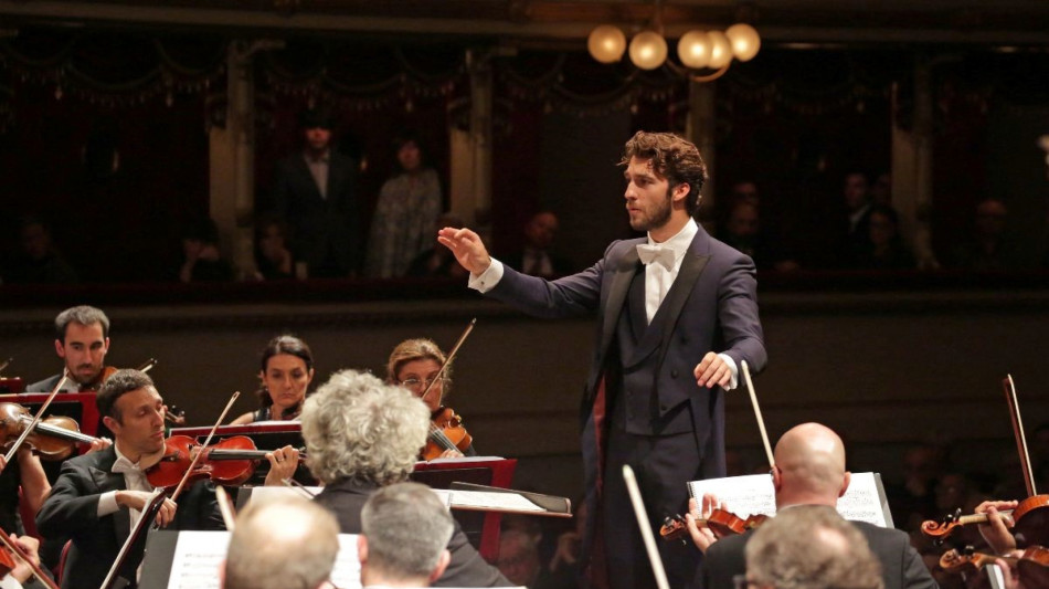 Scala, Chailly convalescente, Filarmonica in tour con Viotti