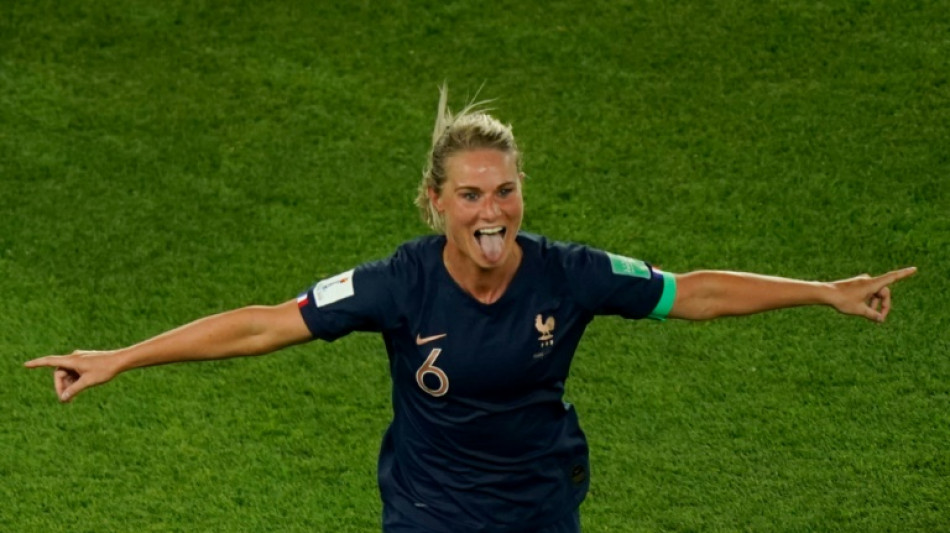 Amandine Henry anuncia aposentadoria da seleção francesa de futebol feminino