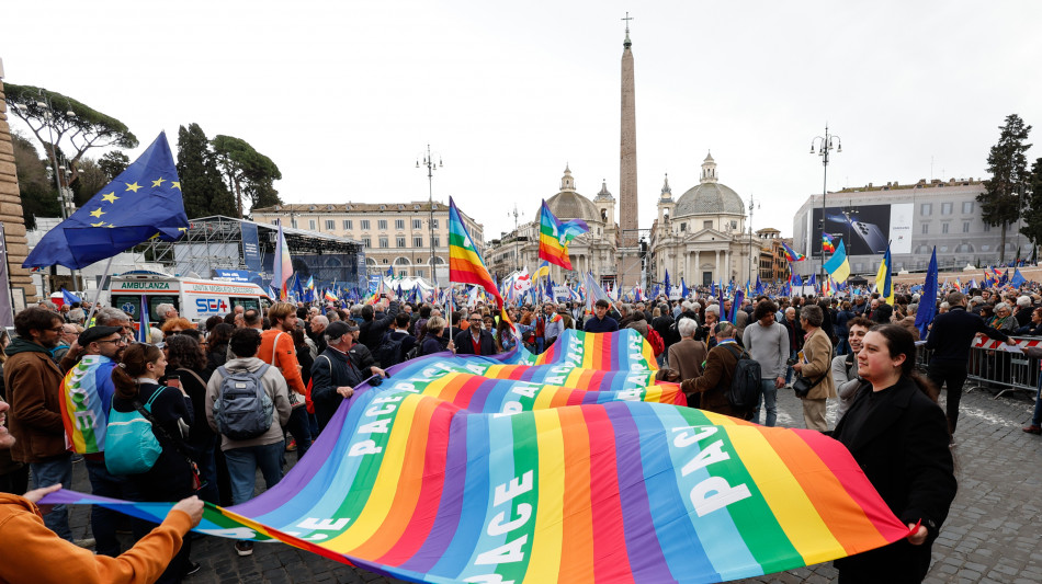 Al via la manifestazione a piazza del Popolo