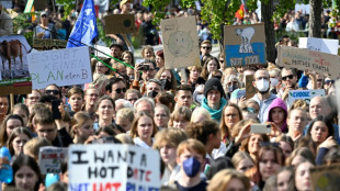 Zehntausende demonstrieren bei Klimastreik von Fridays for Future in Deutschland