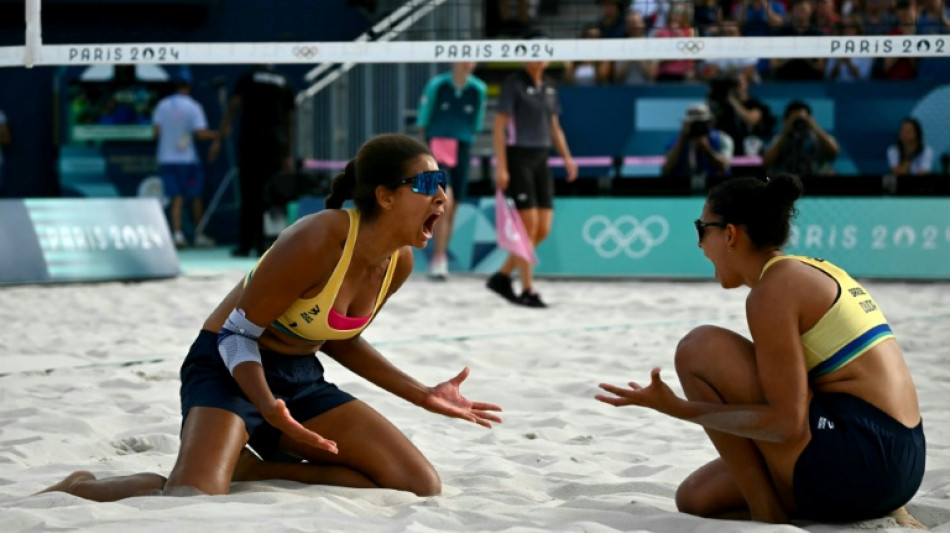 Brasileñas Ana Patricia y Duda avanzan a semis del voley playa de los Juegos