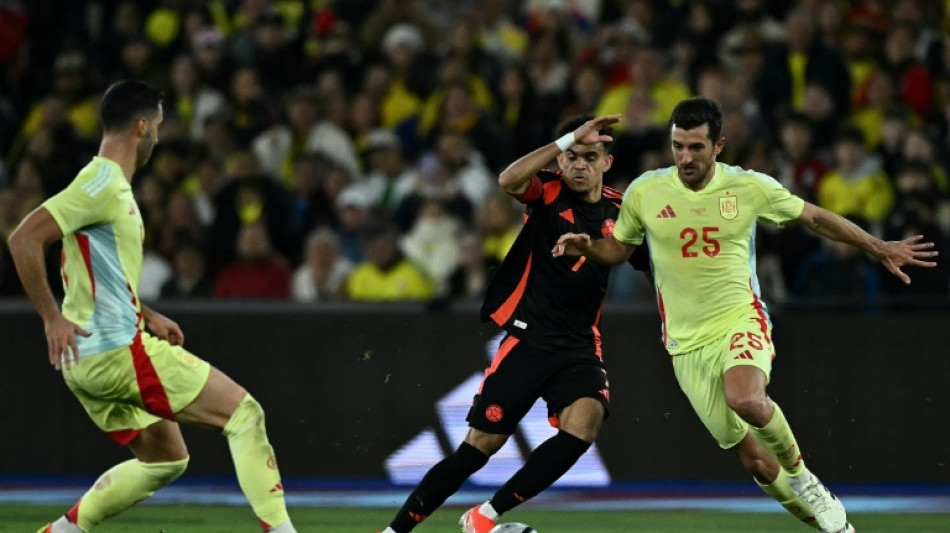 Colombia defeat disappointing Spain in friendly