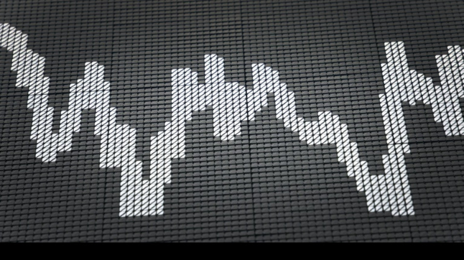 Global stocks mostly retreat 