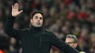 Arteta urges free-scoring Arsenal to stay 'ruthless' in Premier League title race