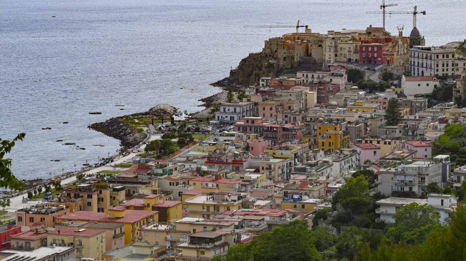 Campi Flegrei, svelata la chimica delle acque sotterranee