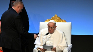 Pope Francis says migrants 'do not invade' Europe