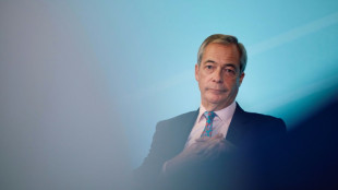 Royaume-Uni: bataille entre le parti de Farage et les conservateurs sur leur nombre d'adhérents