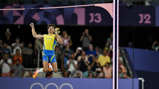 Record-breaker Duplantis soars to Olympic pole vault gold, Hodgkinson wins 800m  