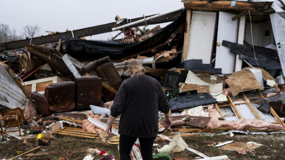 At least 33 dead as tornadoes ravage central US