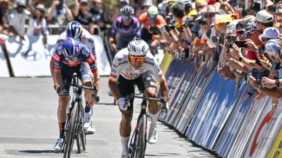 Narvaez the King of Willunga to close in on first Tour win