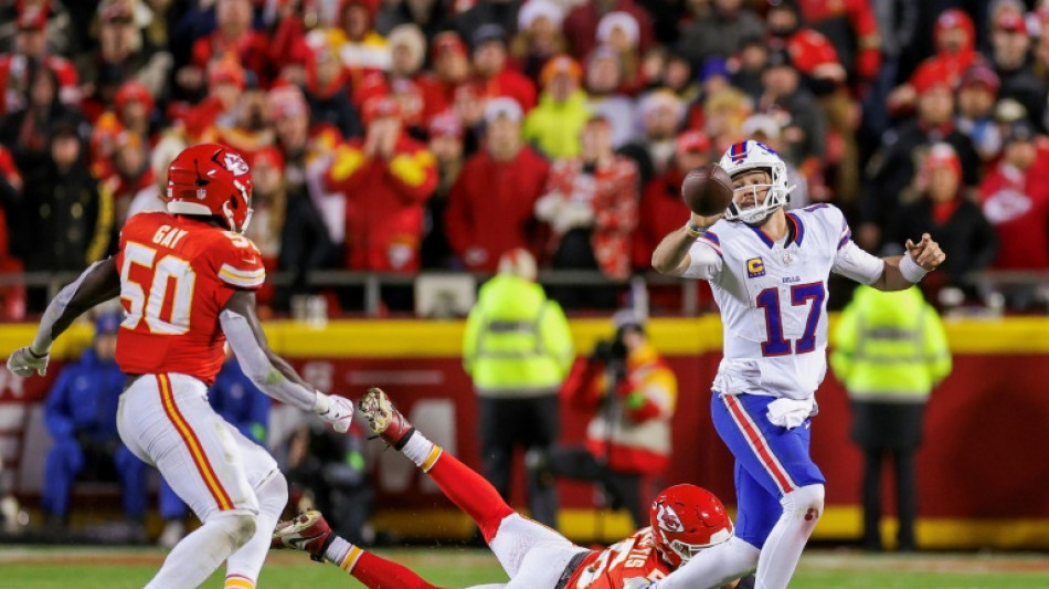 Bills down Chiefs in thriller, Ravens hold off Rams 