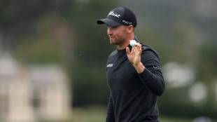 Clark sets course record at Pebble Beach with superb 60