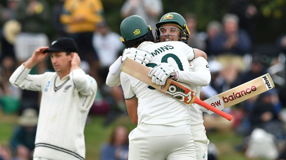 Carey's 98 drags Australia home in New Zealand Test thriller