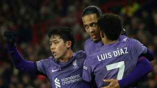 Liverpool close on Premier League leaders Arsenal, Forest slump