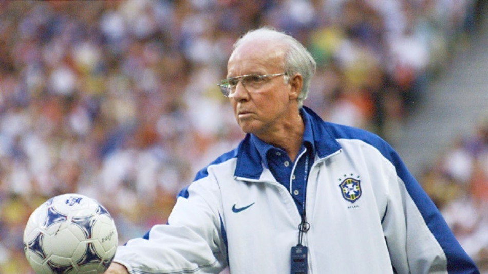 Mario Zagallo, an enduring giant of Brazilian football, dies at 92