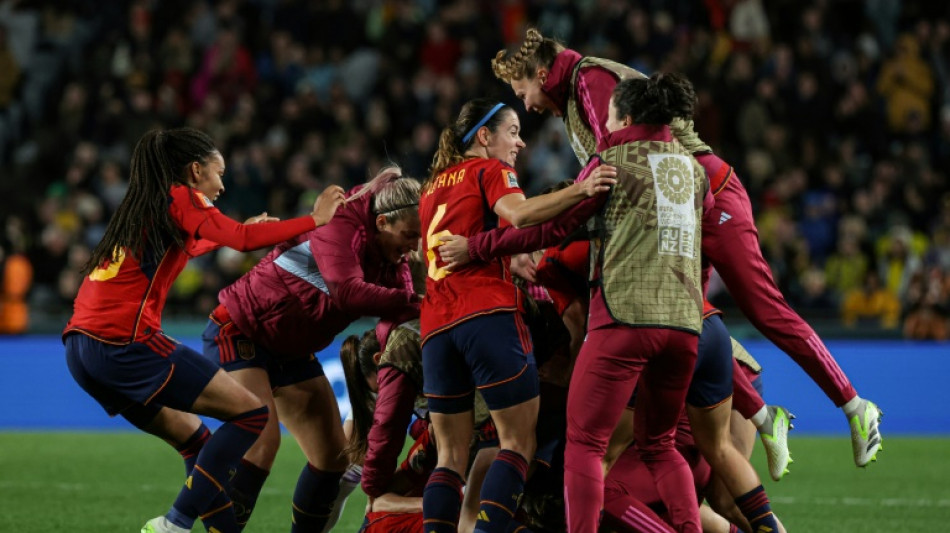 Espanha vence Suécia (2-1) e vai à final da Copa feminina