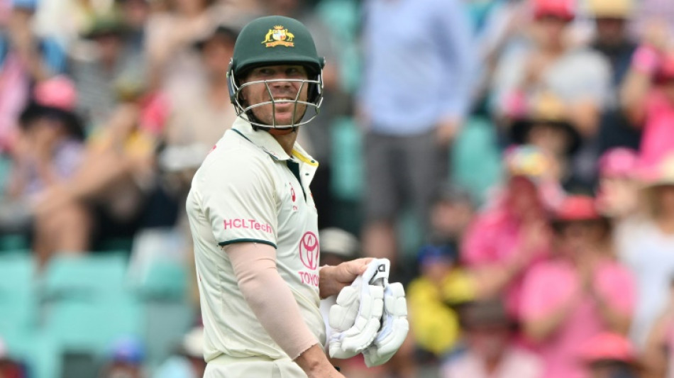 Warner goes for 34 in farewell Test as Pakistan tie down Australia